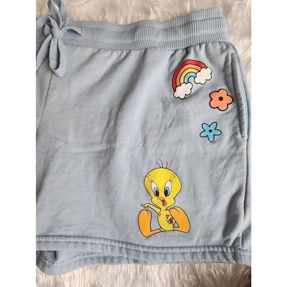 Looney Tunes XXL 19, light blue shorts with Tweety, Bugs Bunny, and Sylvester. - Picture 2 of 9